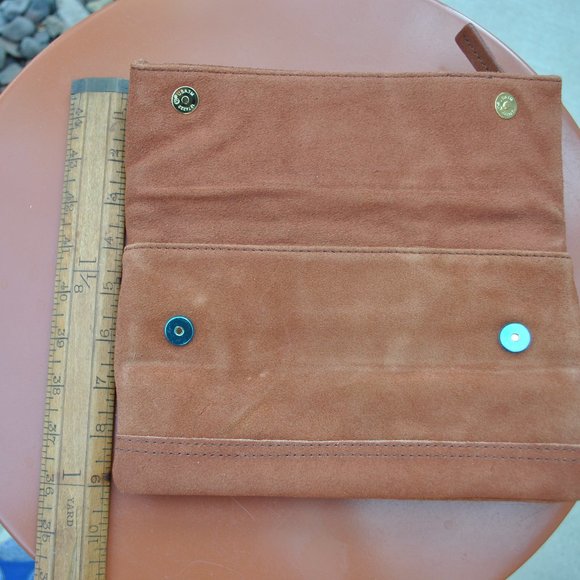 LL Bean clutch - Picture 8 of 9